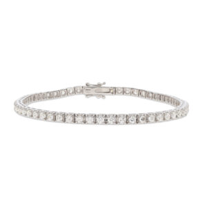 Ein wunderschönes Armband in Weißgold 750/- bzw. 18 kt. voll besetzt mit weißen Brillanten.