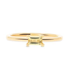 Ein zarter Ring in Gelbgold 750/- mit einem gelben Beryll.
