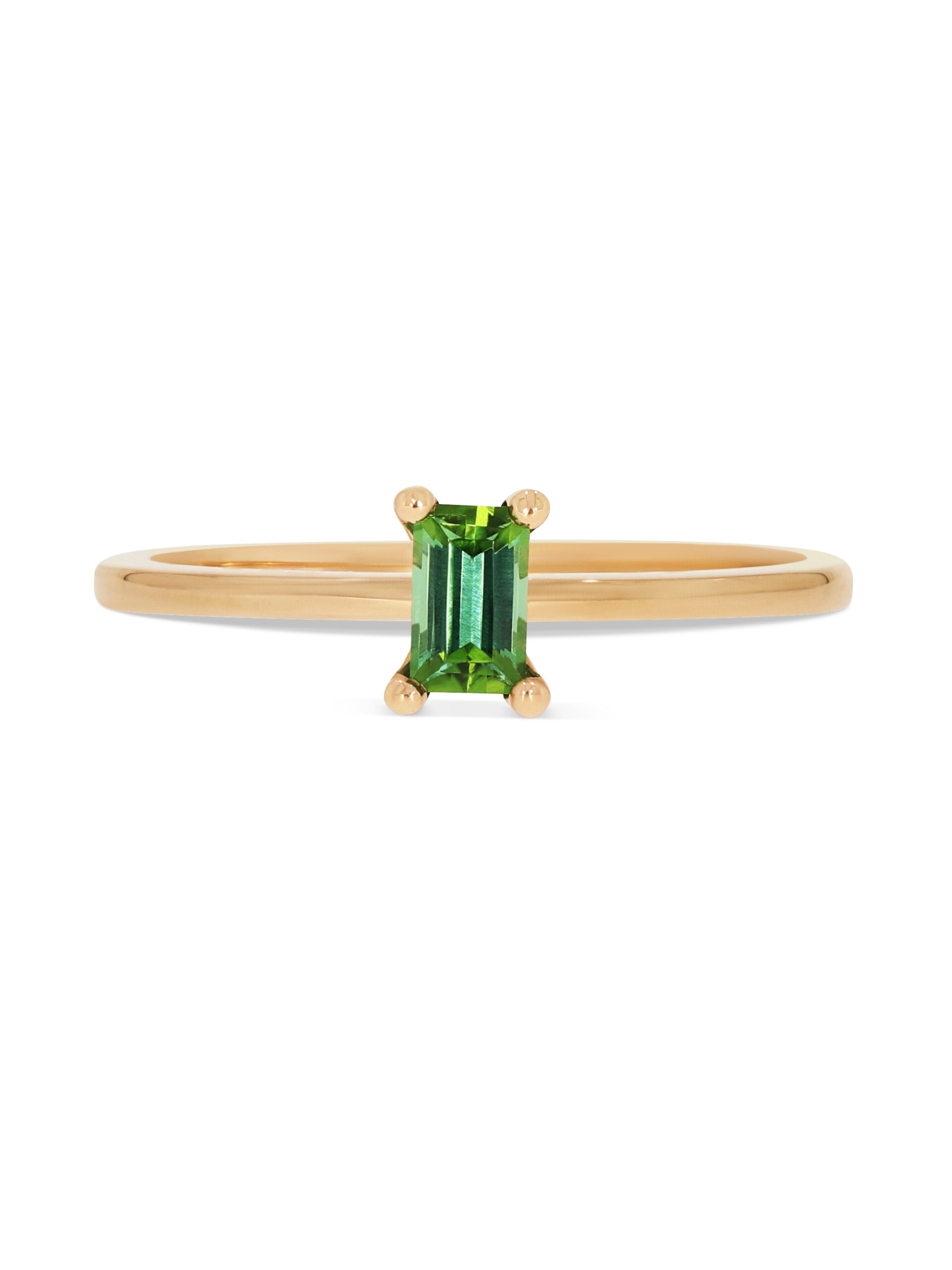 Ein Ring in Roségold 750/- mit grünem Turmalin in Baguette-Schliff.