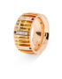 Dieser breite Strahlenring in Rotgold 750/- ist mit Princess-Diamanten ergänzt. Es ist ein breiter Ring.