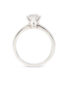 Ein klassischer Verlobungsring in Platin 950/- mit einem Brillanten 1,01ct. gefasst.