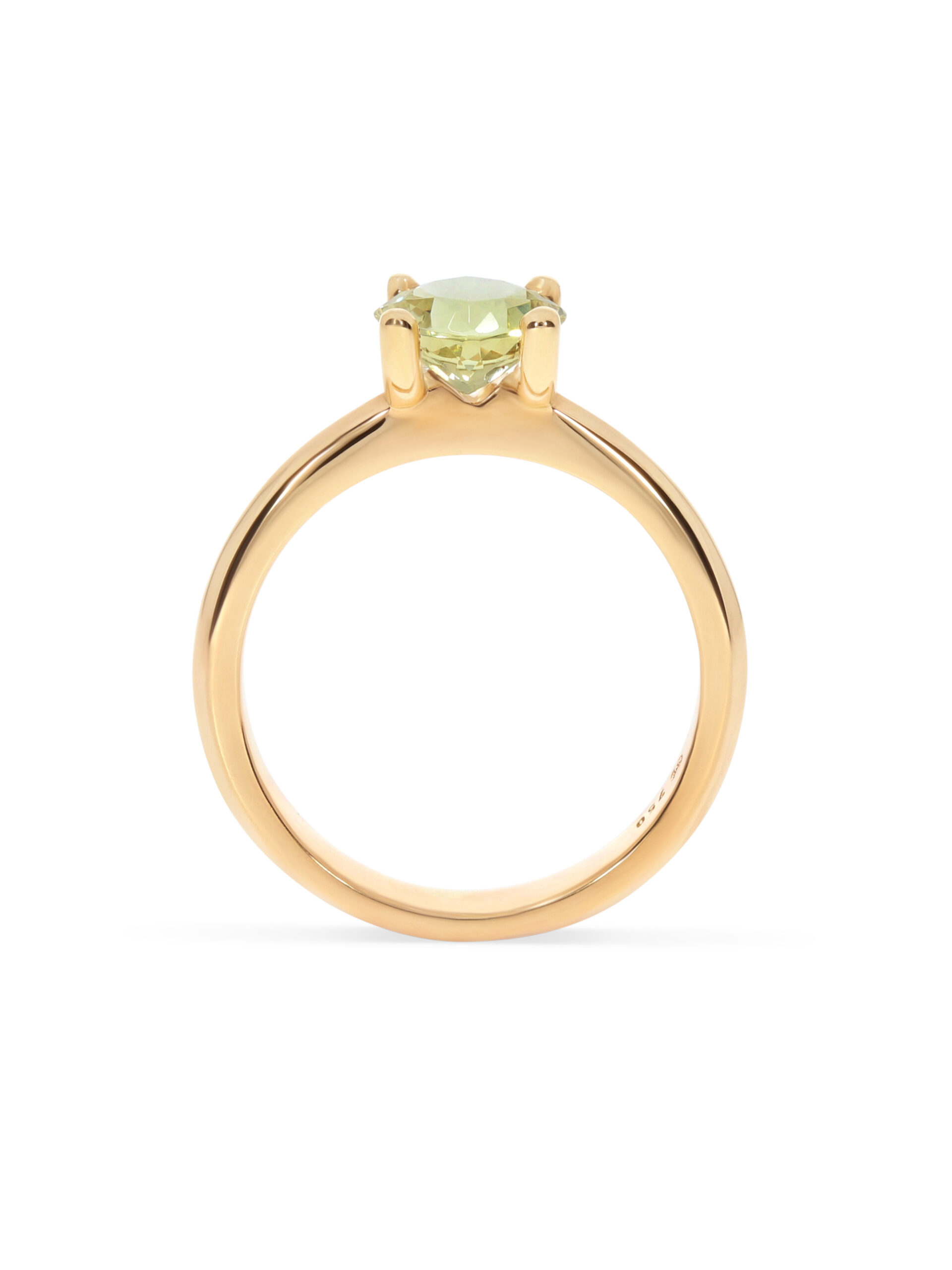 Ein Ring mit einem gelben Beryll klar gefasst in 750/- Gelbgold