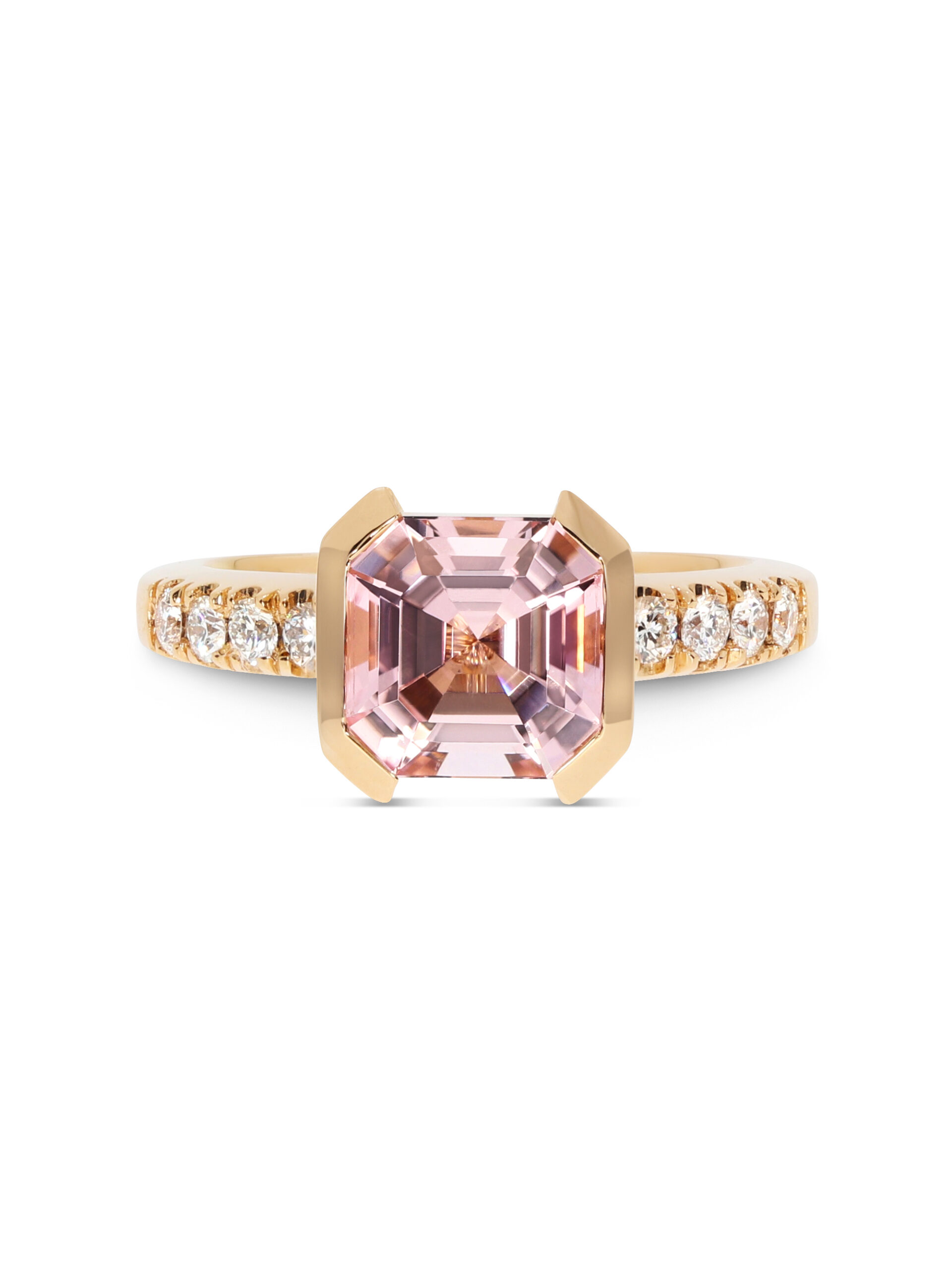 Ein Ring mit einem rosa Turmalin in 750/- Roségold