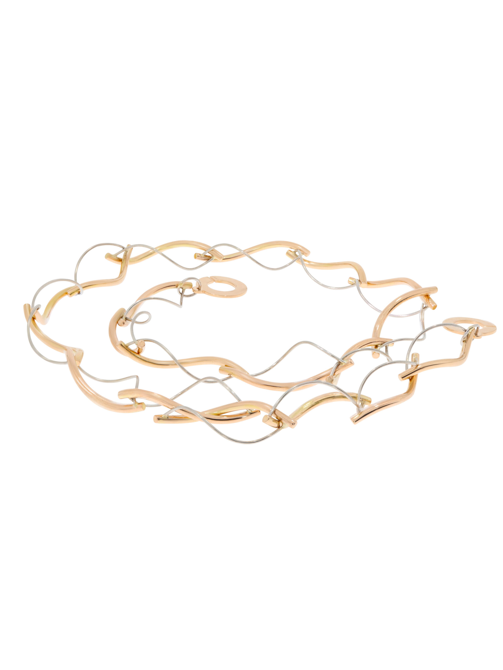 Collier gedreht in 750/- Roségold und 950/- Platin