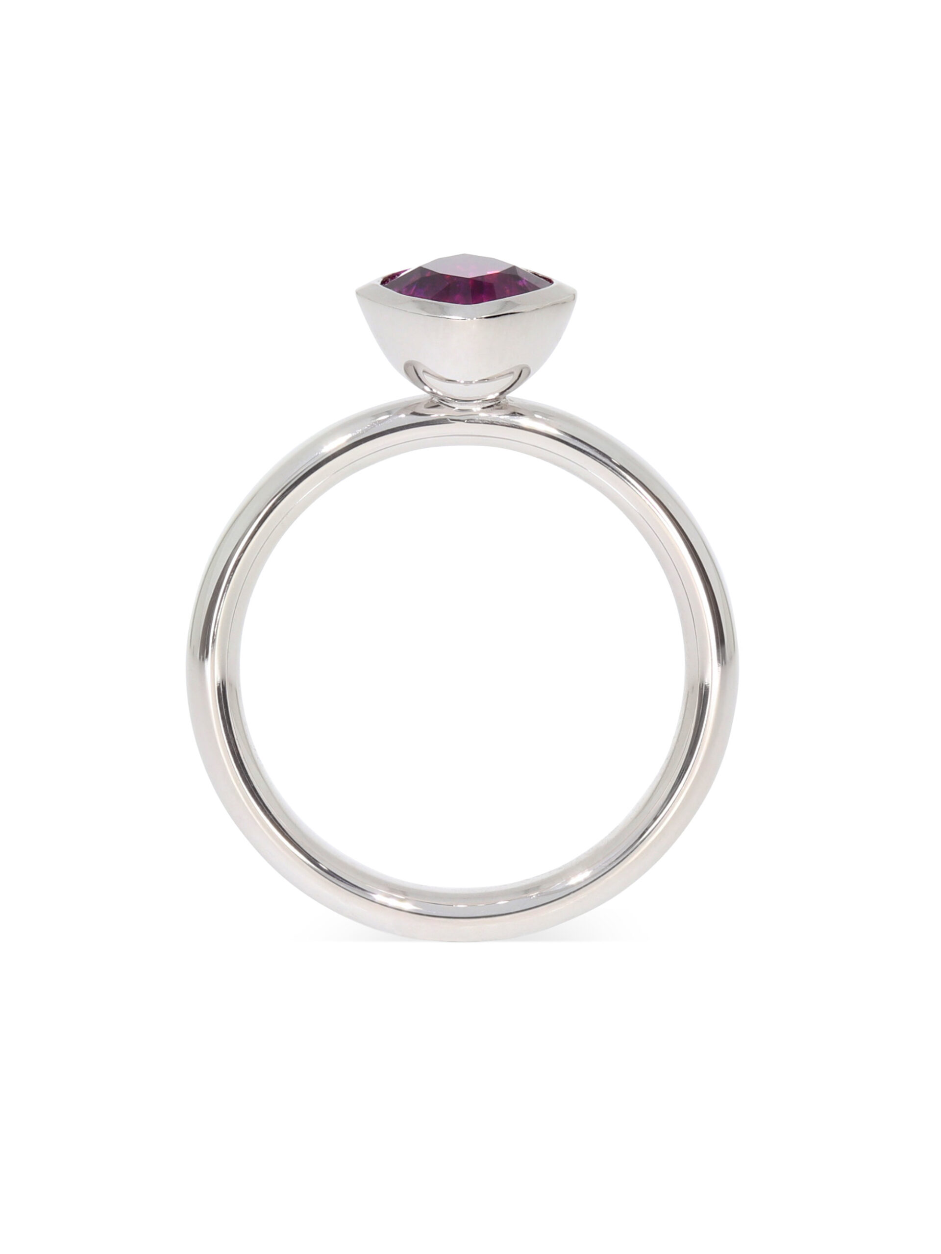 Team Player Ring in 750/- Weißgold mit Royal-Purple Granat